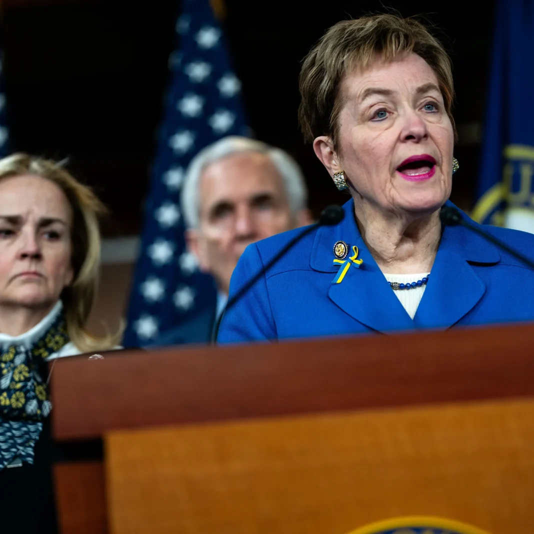 04pol dems trans politics zgbv mediumsquareat3x
